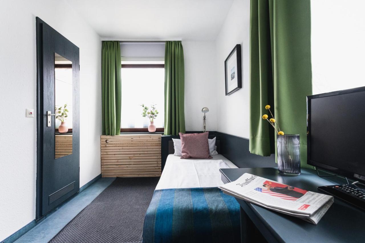 City Hotel Fellbach 24H Check-In Extérieur photo