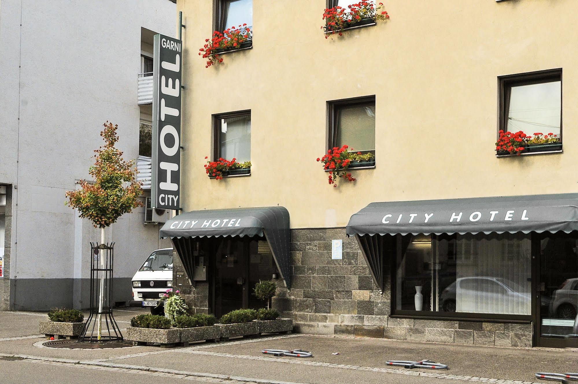 City Hotel Fellbach 24H Check-In Extérieur photo